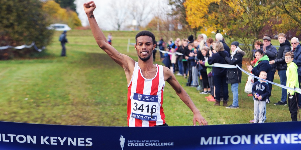 MAHAMED AND JUDD TAKE THE TAPE AT TEARDROP LAKES