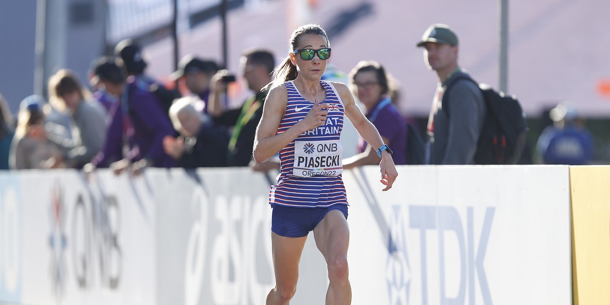 VALIANT PIASECKI EARNS TOP 12 FINISH IN WORLD CHAMPS MARATHON